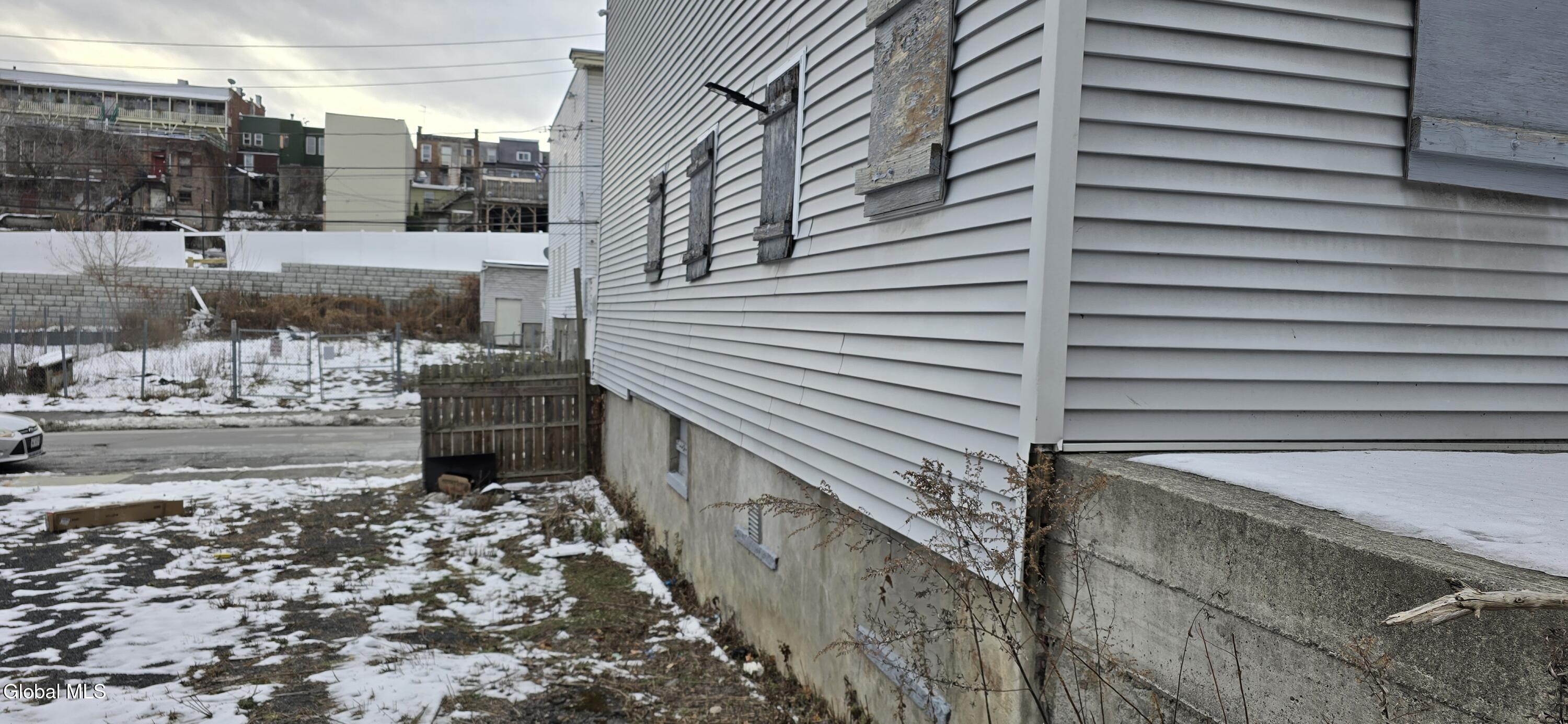 265 Elk Street Albany, NY 12206 - Photo 3 of 25 Outside-3