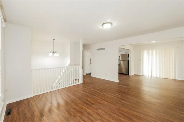 $2,075 | 2808 Southeast 2nd Street, Blue Springs, MO 64014