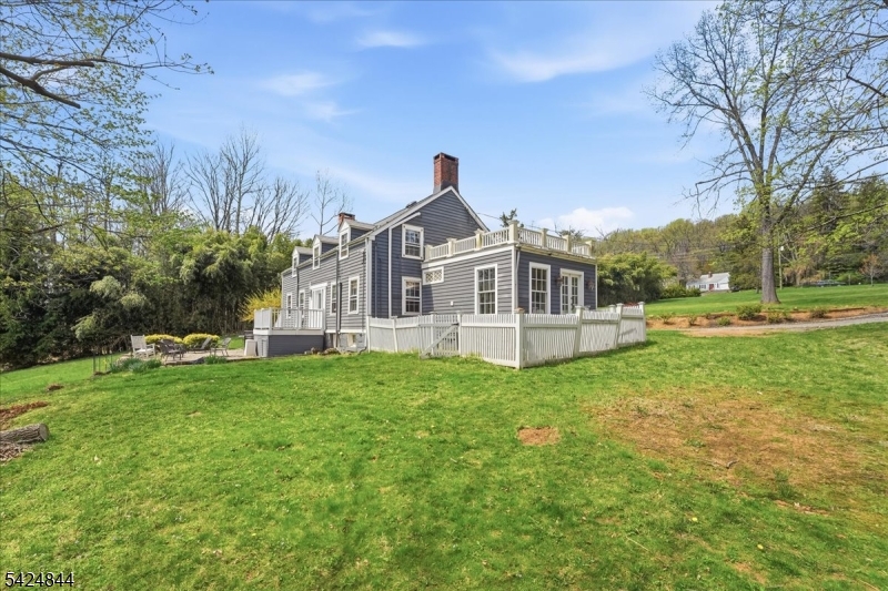 2020 Washington Valley Road Bridgewater, NJ 08836 - Photo 42 of 46