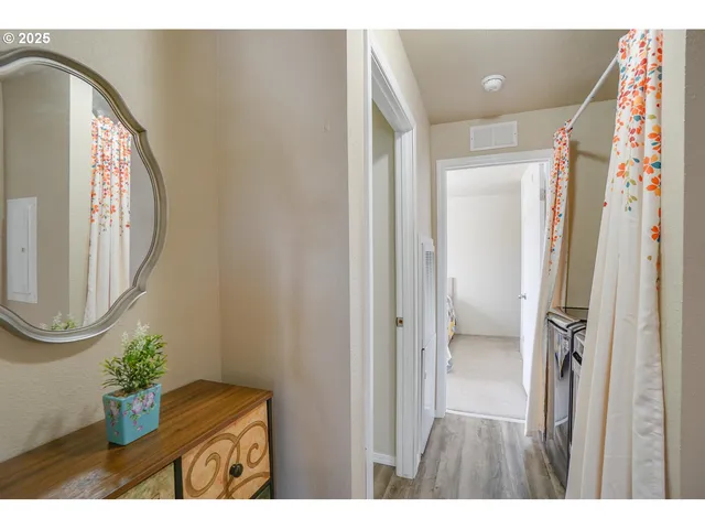 $62,400 | 300 Southwest 7th Avenue, Unit 211, Battle Ground, WA 98604