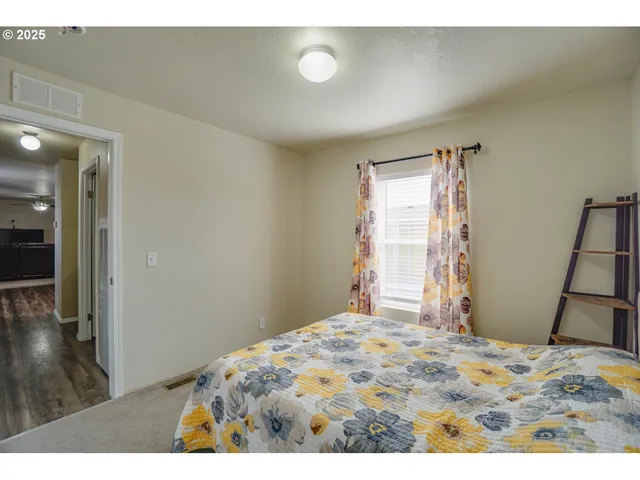 $62,400 | 300 Southwest 7th Avenue, Unit 211, Battle Ground, WA 98604