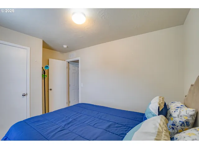 $62,400 | 300 Southwest 7th Avenue, Unit 211, Battle Ground, WA 98604
