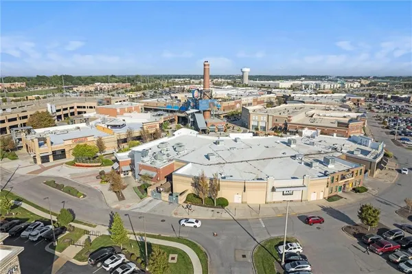 $194,500 | 11315 Hollingsworth Road, Kansas City, KS 66109