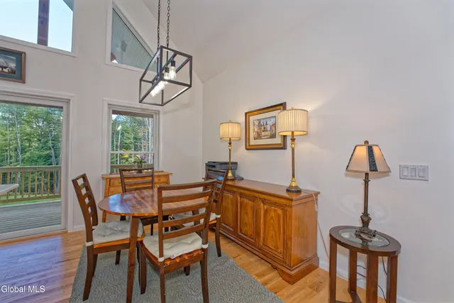 $649,900 | 517 Madonna Lake Road, Grafton, NY 12052