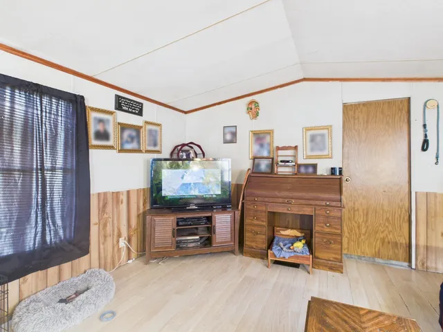 $89,000 | 54 Edwards Street, Colebrook, NH 03576