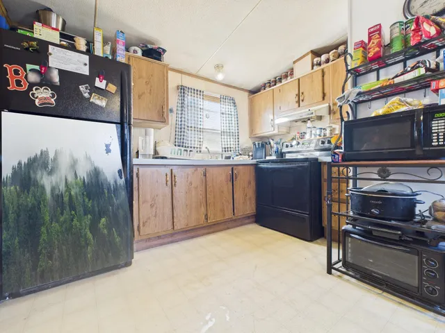 $89,000 | 54 Edwards Street, Colebrook, NH 03576