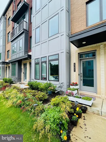 $2,750 | 23621 Waterford Downs Terrace, Ashburn, VA 20148