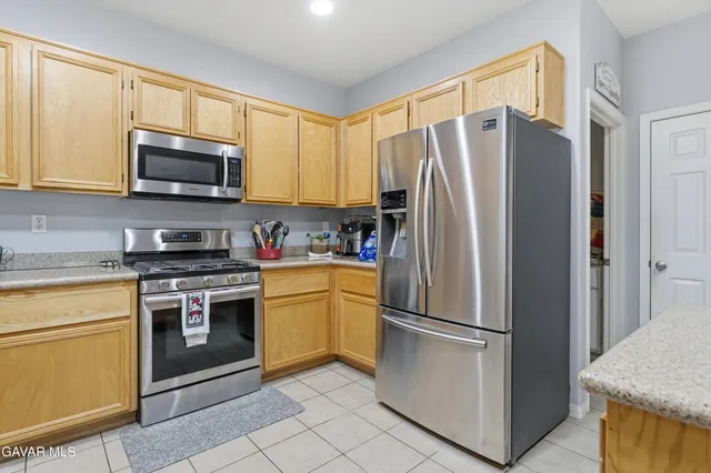 $490,000 | 44128 Westridge Drive, Lancaster, CA 93536