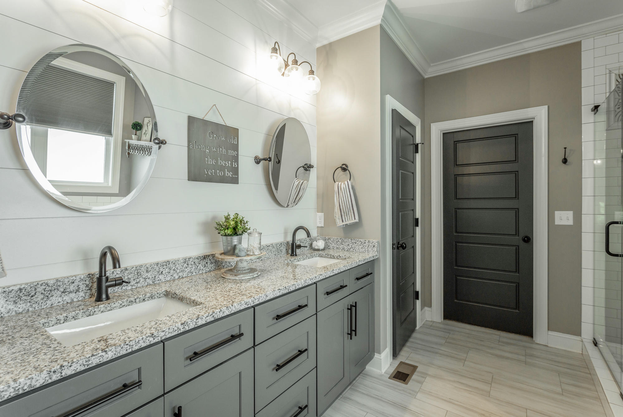 715 Live Oak Road Ringgold, GA 30736 - Photo 21 of 66 Master bathroom
