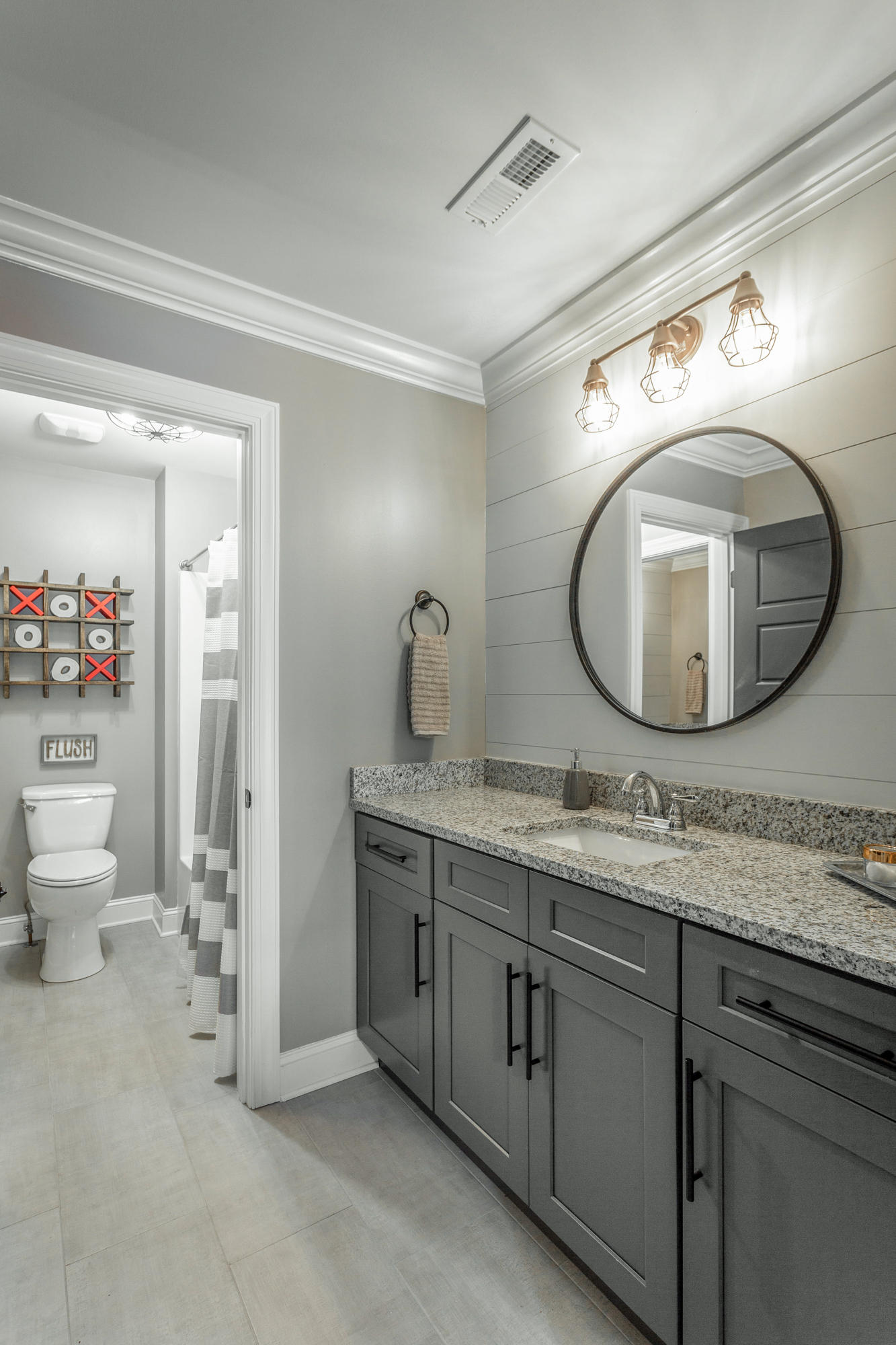 715 Live Oak Road Ringgold, GA 30736 - Photo 32 of 66 Guest Bathroom