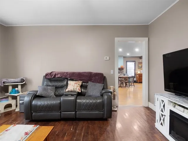 $199,900 | 182 Lock Street, Galen, NY 14433