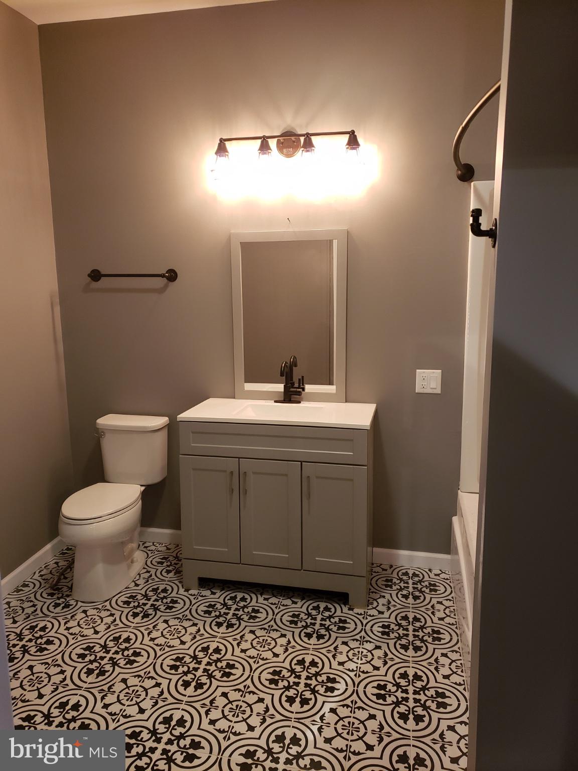 12419 Vale Summit Road Southwest Frostburg, MD 21532 - Photo 22 of 39 Stylish bathroom with elegant tiles.