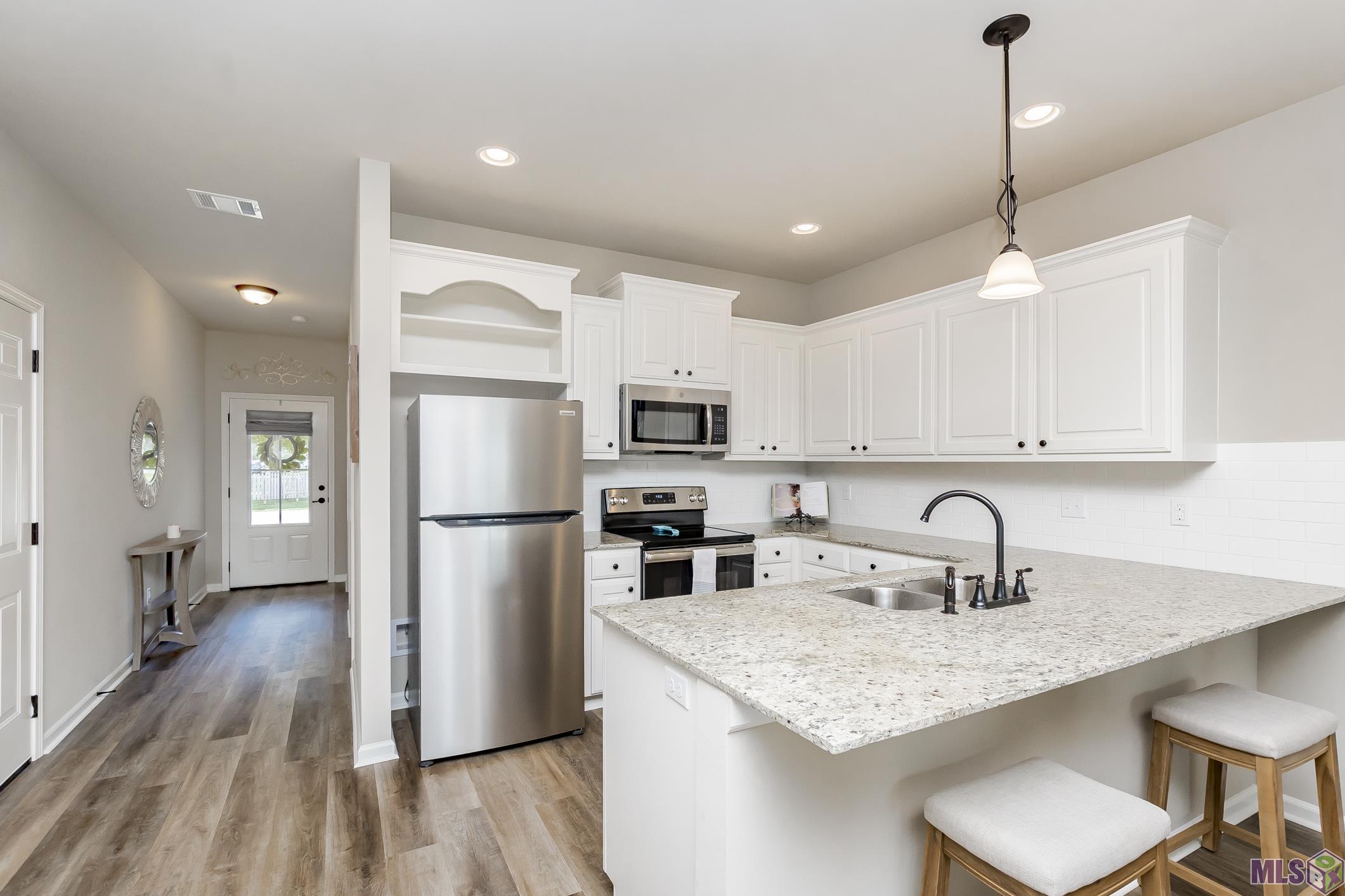 2800 South Roth Avenue Gonzales, LA 70737 - Photo 4 of 23