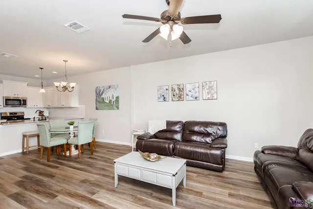 $2,000 | 2800 South Roth Avenue, Gonzales, LA 70737