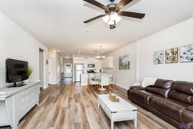 $2,000 | 2800 South Roth Avenue, Gonzales, LA 70737