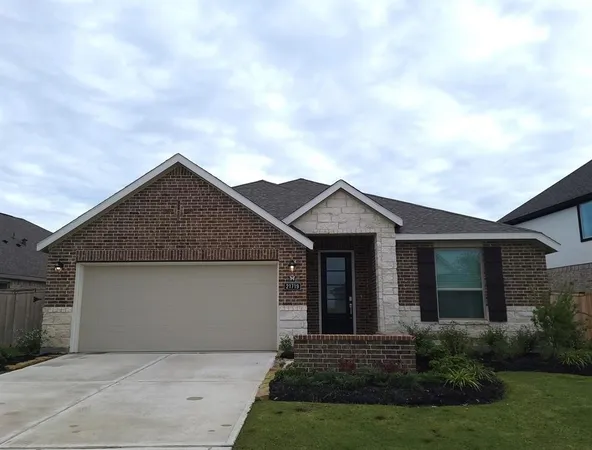 $2,400 | 21719 Cordia Trace, Cypress, TX 77433