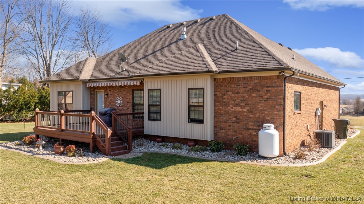 7242 Frank Ott Road Georgetown, IN 47122 - Photo 10 of 51