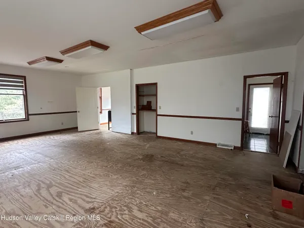 $459,000 | 90 Ingalside Road, Greenville, NY 12083