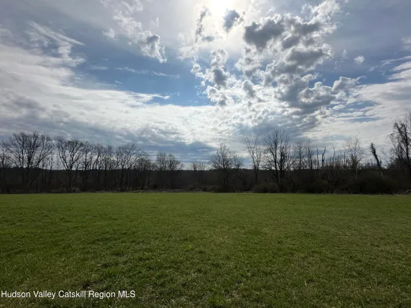 $459,000 | 90 Ingalside Road, Greenville, NY 12083