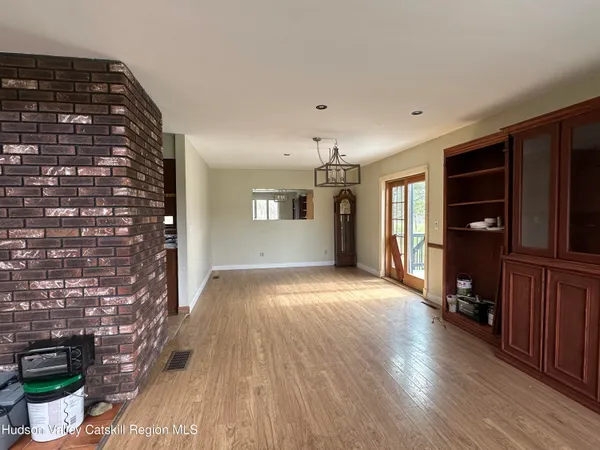 $459,000 | 90 Ingalside Road, Greenville, NY 12083