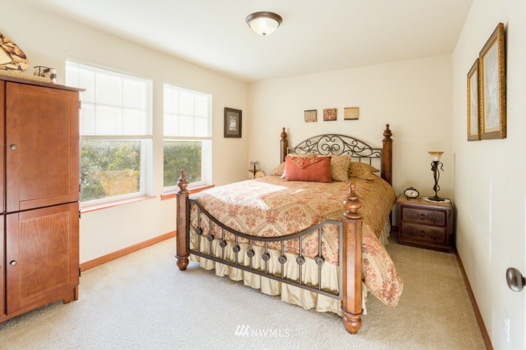 17829 20th Avenue Southeast Bothell, WA 98012 - Photo 18 of 25