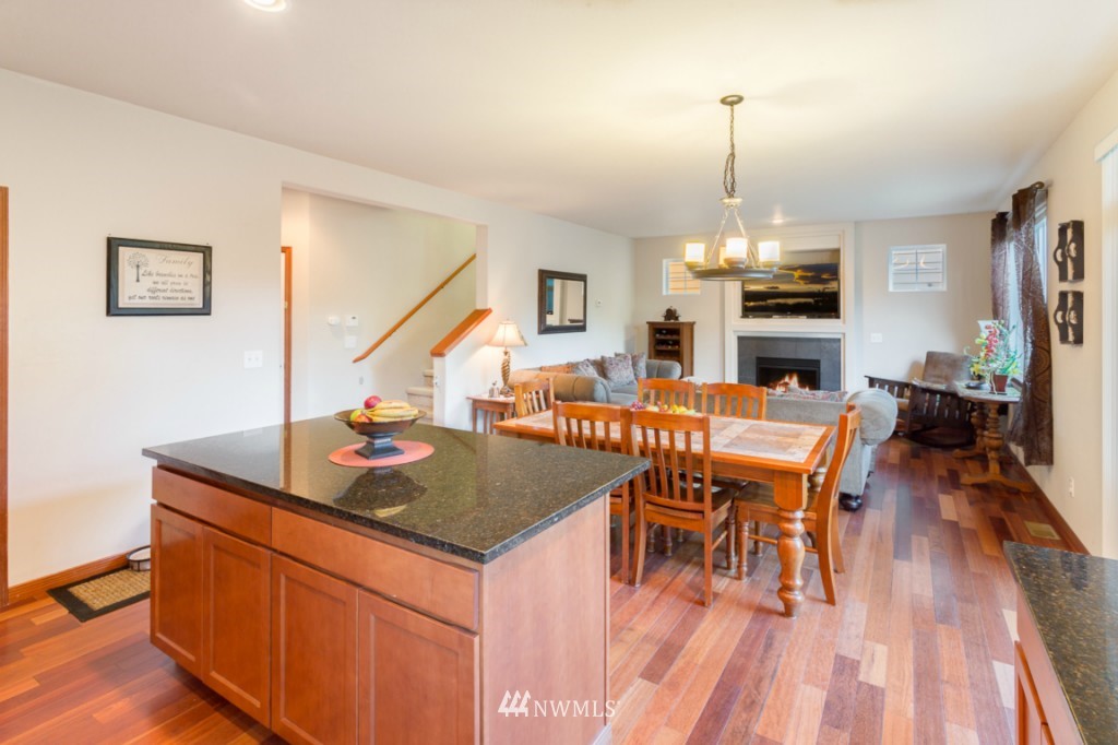 17829 20th Avenue Southeast Bothell, WA 98012 - Photo 9 of 25