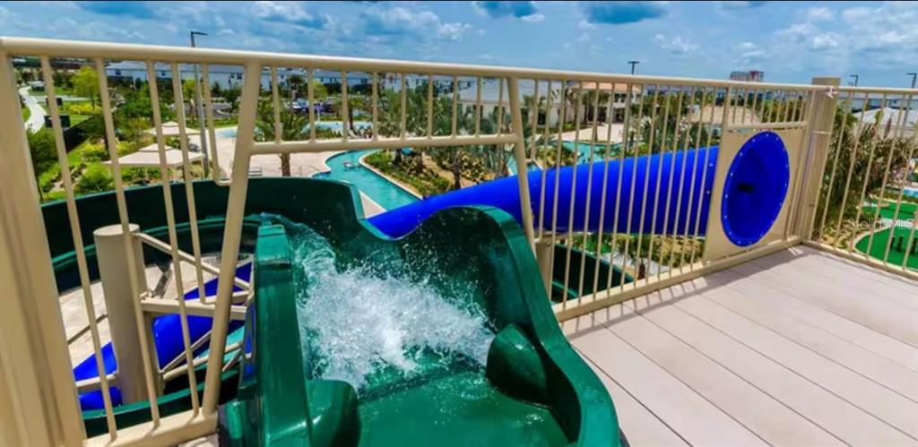 2580 Reading Trail Kissimmee, FL 34746 - Photo 31 of 34 a view of a balcony with outdoor space