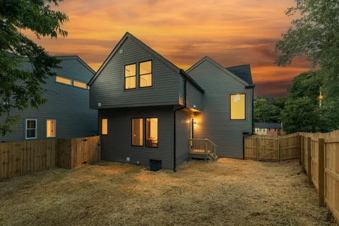 $975,000 | 1802 Hayden Drive, Nashville, TN 37216