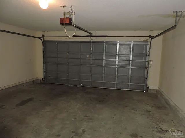 $1,895 | 6837 Fort Deposit Drive, Pensacola, FL 32526