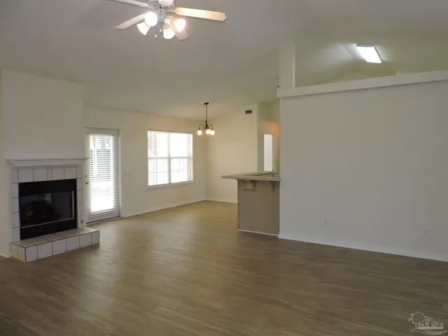 $1,895 | 6837 Fort Deposit Drive, Pensacola, FL 32526