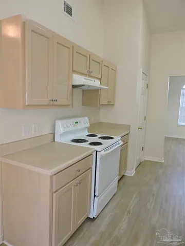 $1,895 | 6837 Fort Deposit Drive, Pensacola, FL 32526