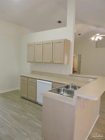 $1,895 | 6837 Fort Deposit Drive, Pensacola, FL 32526