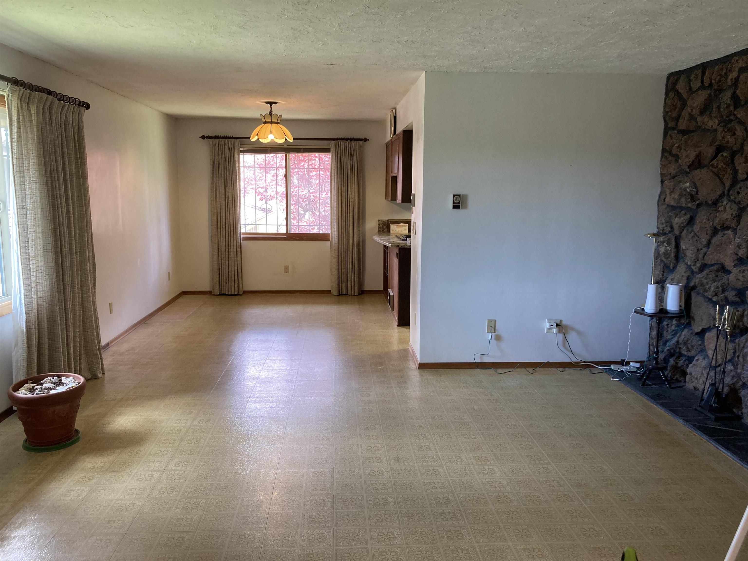 23213 South Cross Road Cheney, WA 99004 - Photo 13 of 36