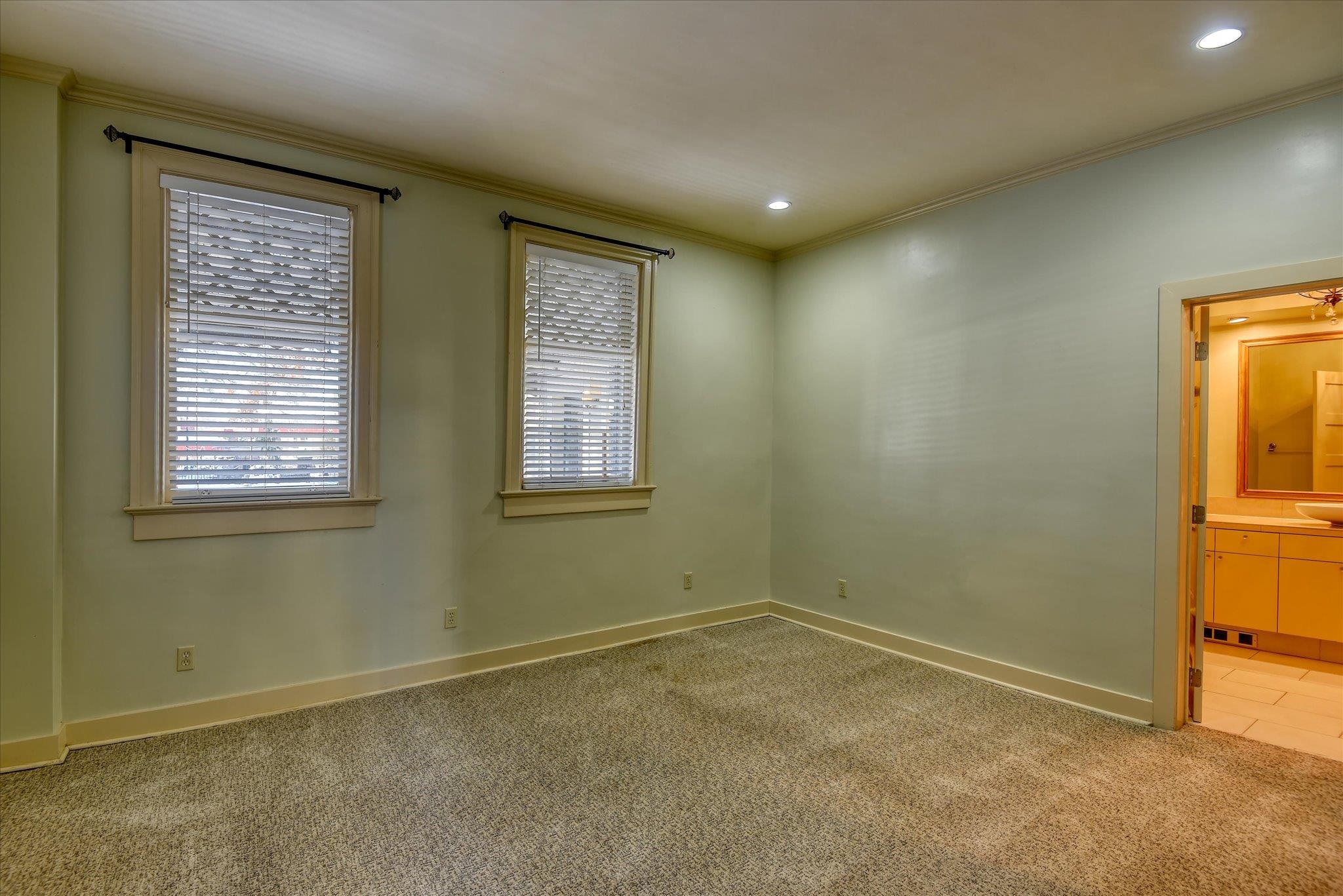 2425 West Pacific Avenue, Unit 1 Spokane, WA 99201 - Photo 23 of 42