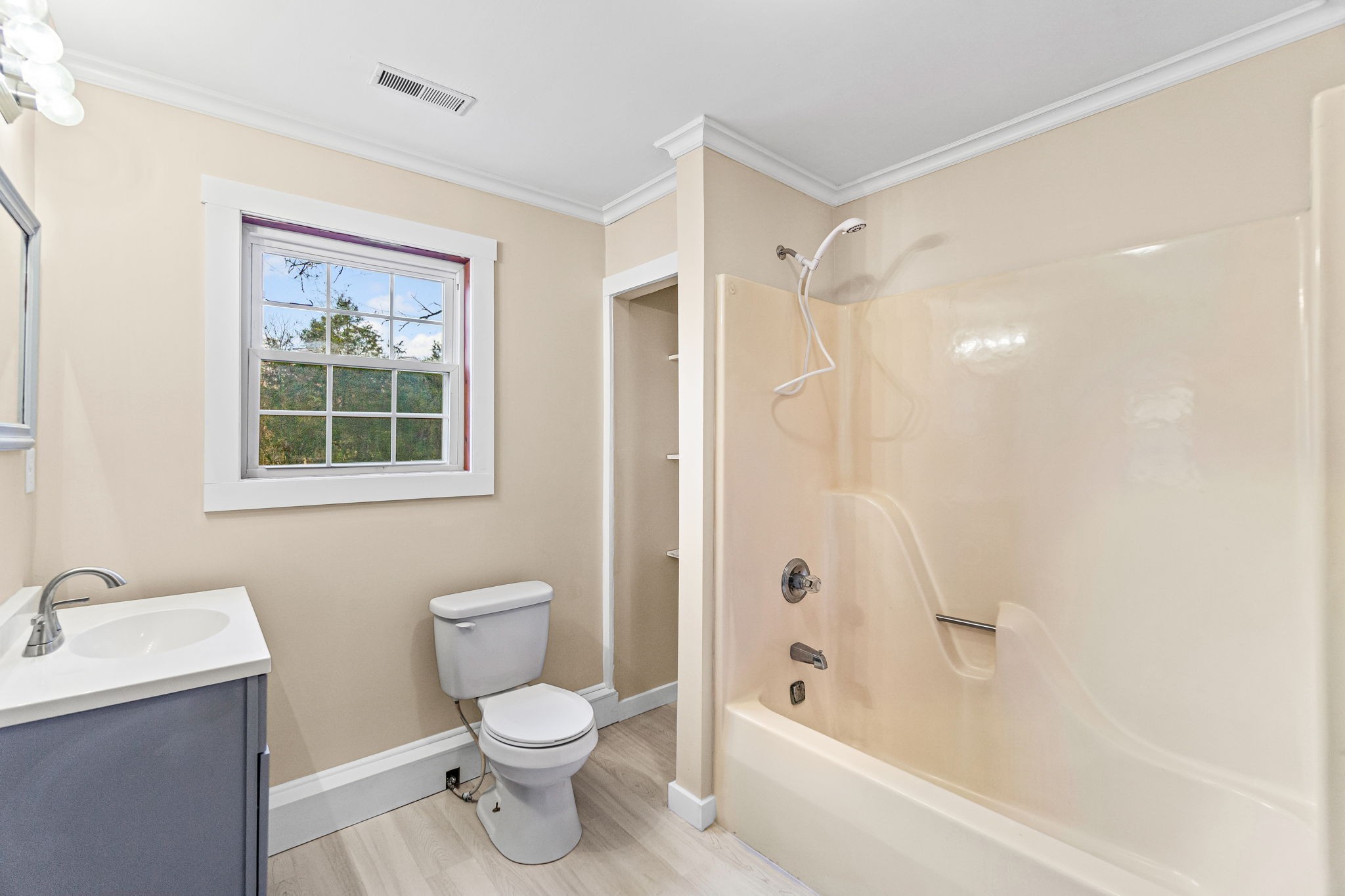 51 Turkey Town Road Hilham, TN 38568 - Photo 12 of 31