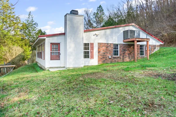 $279,929 | 51 Turkey Town Road, Hilham, TN 38568