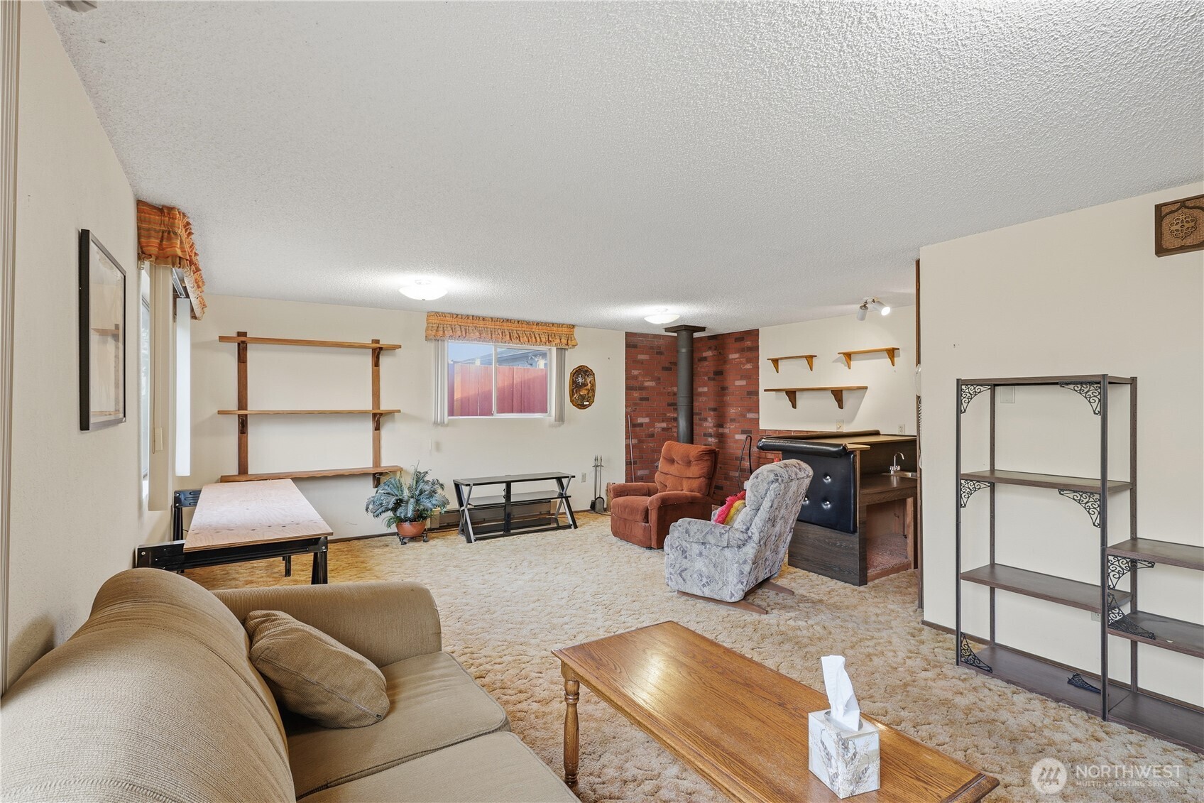 5118 Northeast 3rd Street Renton, WA 98059 - Photo 4 of 40