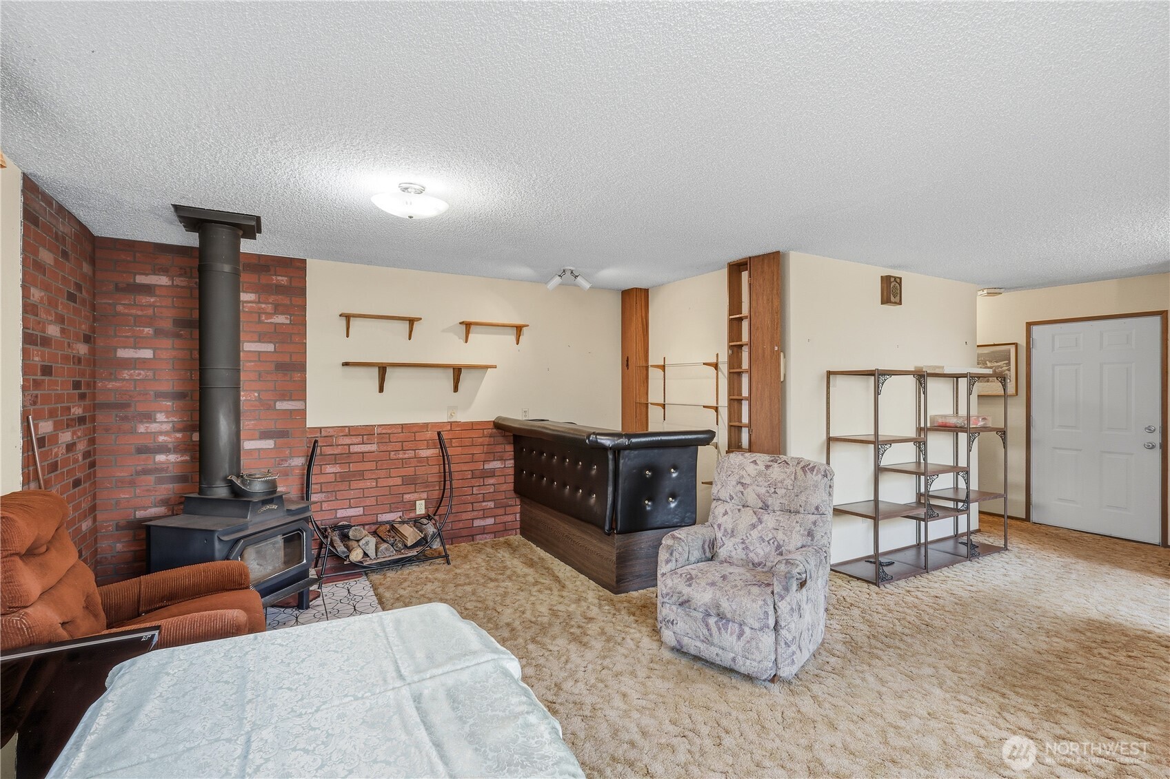 5118 Northeast 3rd Street Renton, WA 98059 - Photo 8 of 40