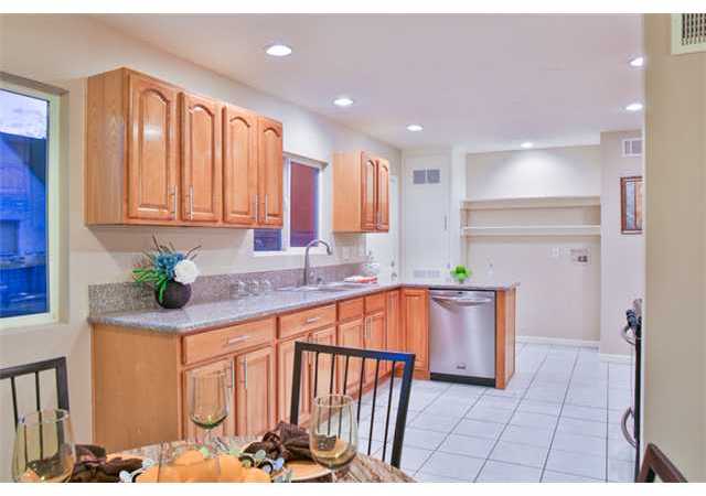 139 East View Street Fallbrook, CA 92028 - Photo 5 of 10