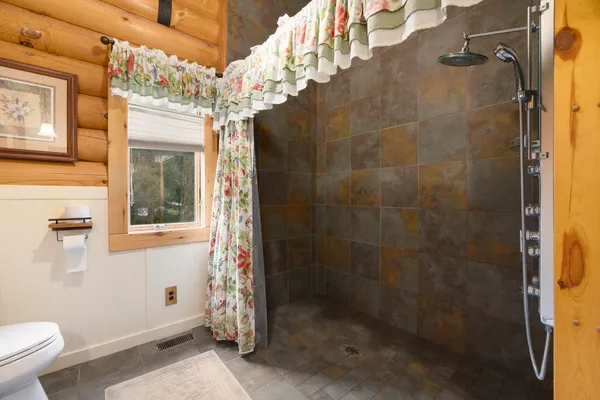 $539,300 | 5957 Landing Lane, Fremont, MI 49412