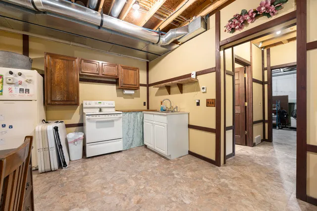 $569,600 | 5957 Landing Lane, Fremont, MI 49412