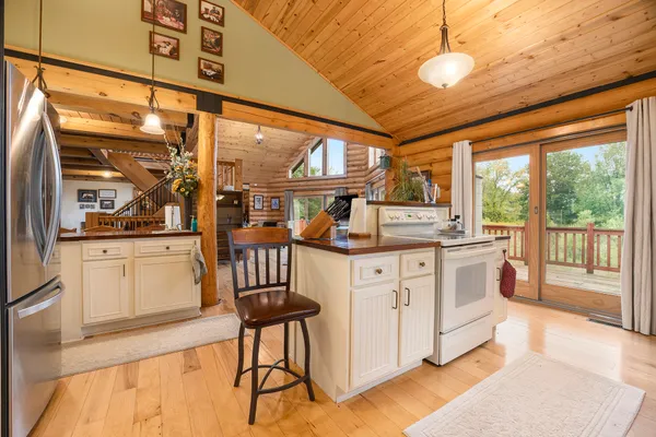 $539,300 | 5957 Landing Lane, Fremont, MI 49412