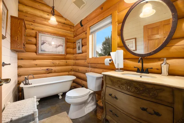 $539,300 | 5957 Landing Lane, Fremont, MI 49412
