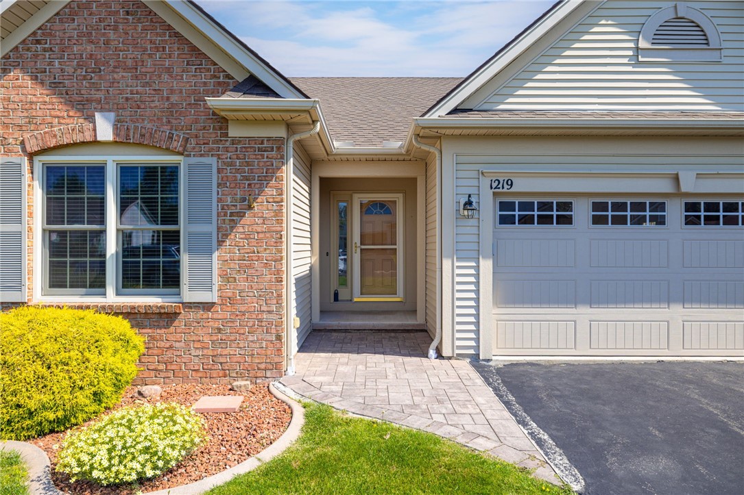 1219 Waterbrook Crossing Webster, NY 14580 - Photo 31 of 32