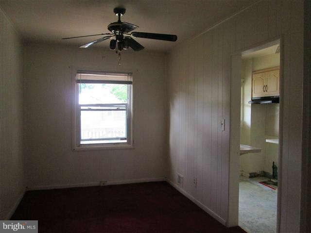 4420 Manorview Road Baltimore, MD 21229 - Photo 5 of 19 Dining Room
