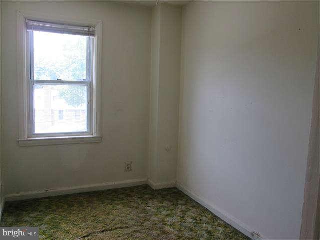 4420 Manorview Road Baltimore, MD 21229 - Photo 10 of 19 Bedroom