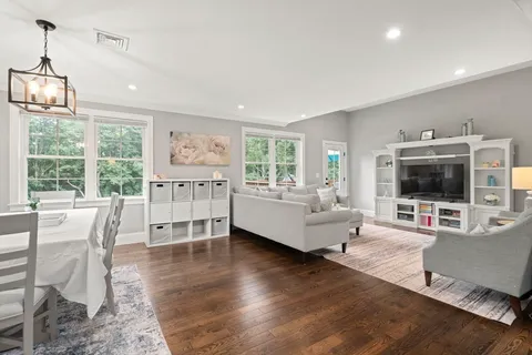 $775,000 | 14 Adams Street, Unit 14, Medfield, MA 02052