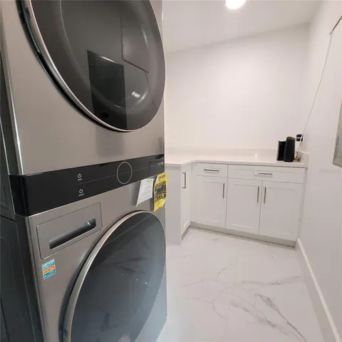 view of washer and dryer
