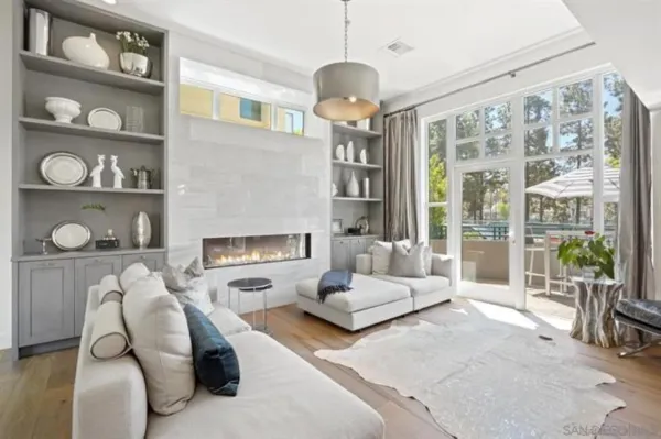 $6,700 | 160 West Island Avenue, San Diego, CA 92101