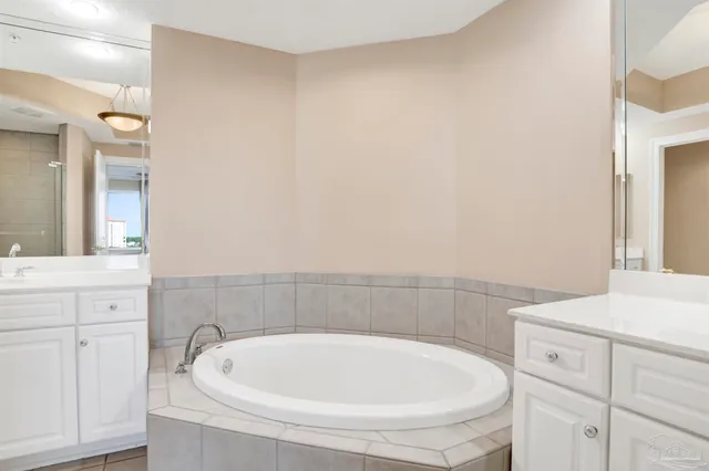 $2,800 | 608 Lost Key Drive, Unit 701C, Pensacola, FL 32507